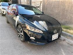 نیسان ئەلتیما